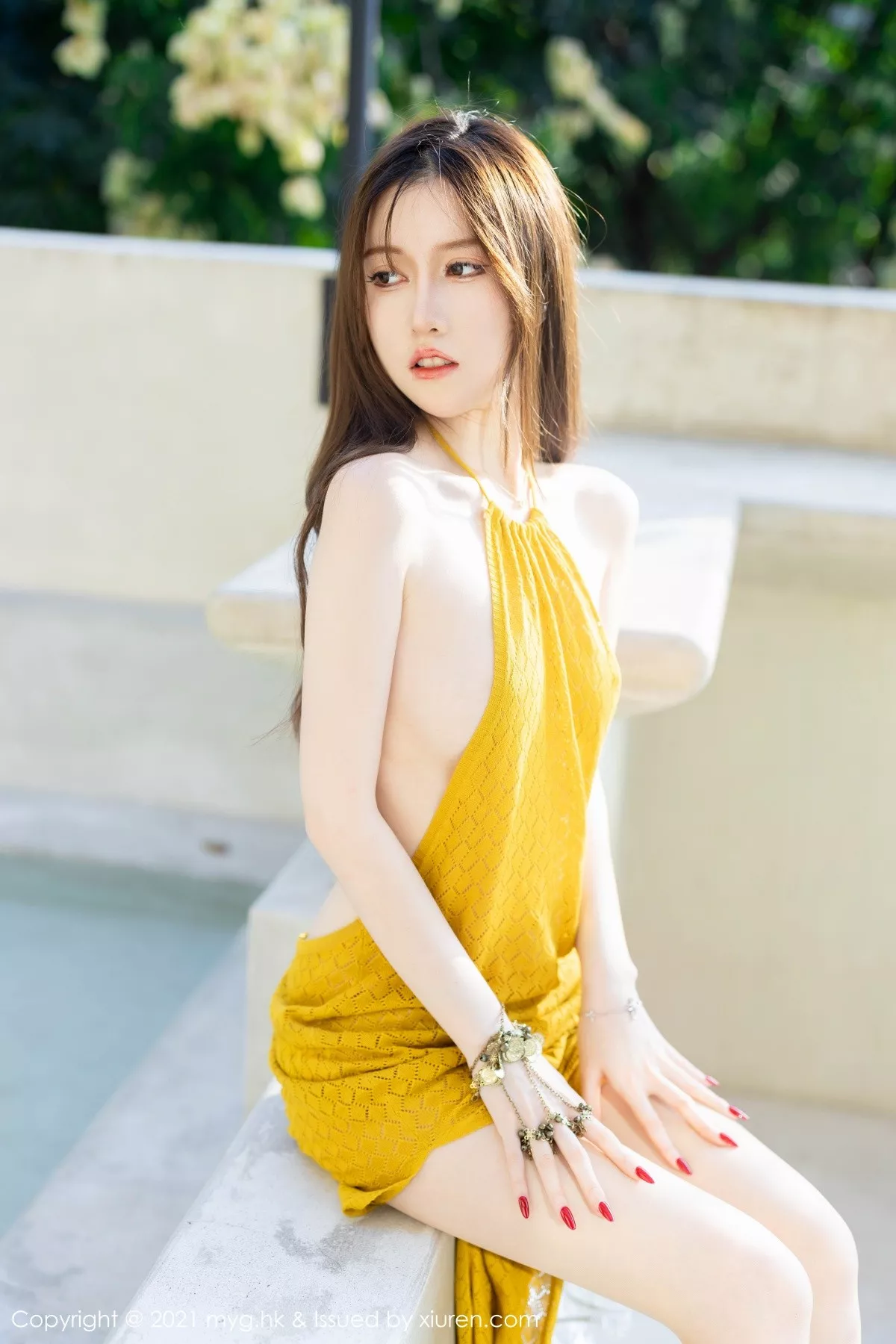 秀人集.com_[MyGirl美媛馆]Vol.605_模特美桃酱长三角旅拍私房缕空露背长裙秀惹火身材诱惑写真86P